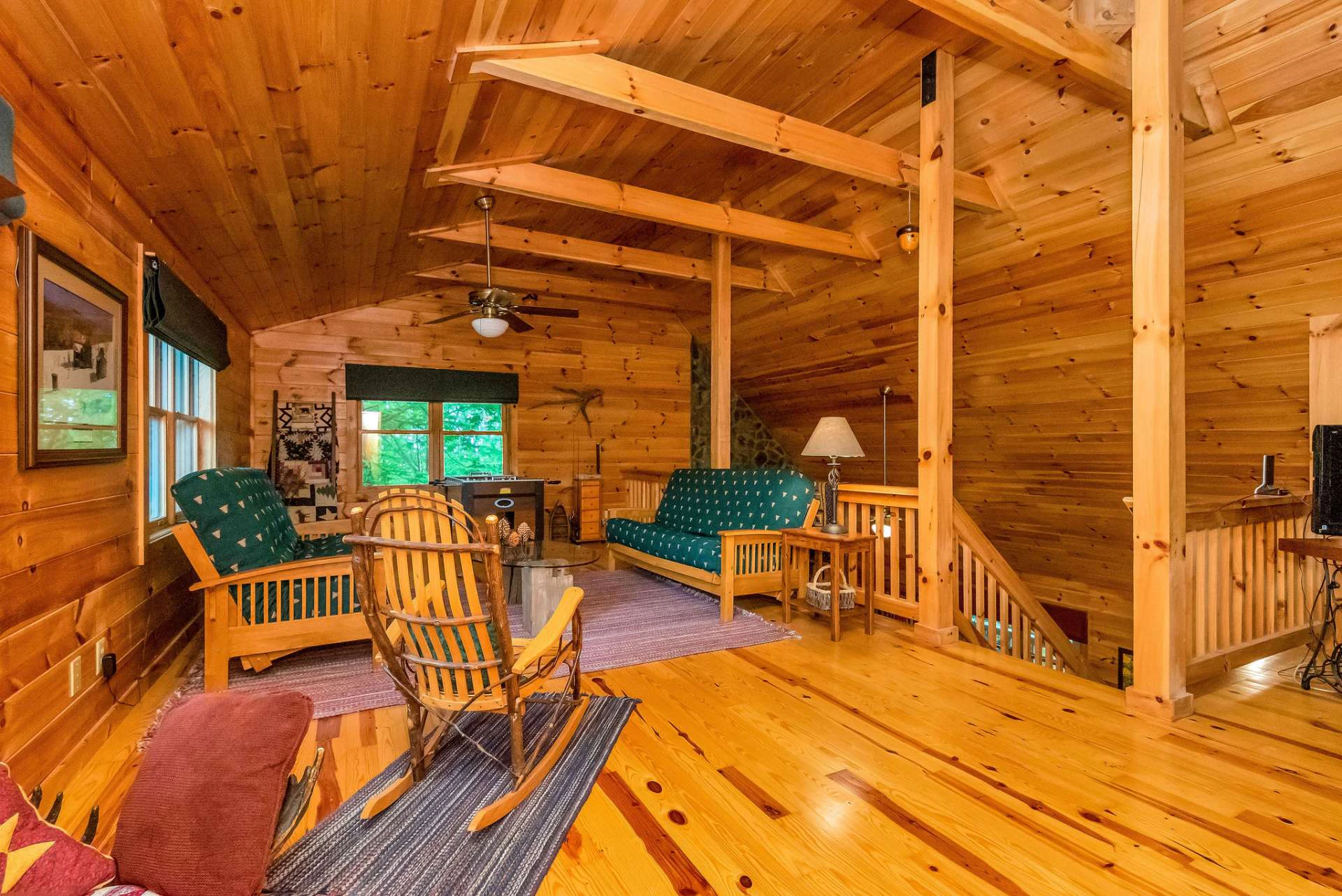 Image number 2 for the current listing